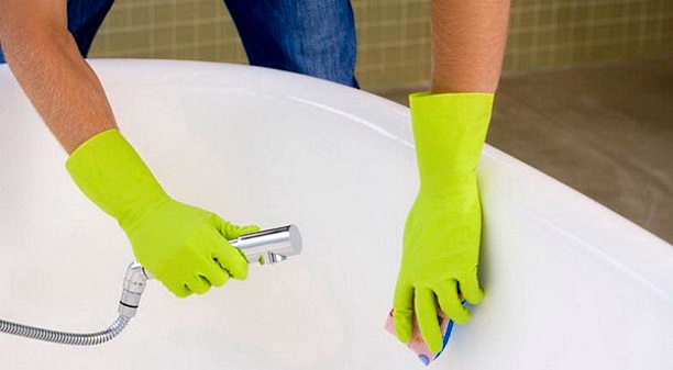 Как почистить ванну в домашних условиях